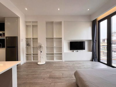 Housing in Hanoi, Vietnam Housing in Hanoi, Vietnam