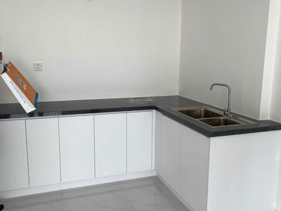 The East Gate, Vietnam The East Gate, Vietnam