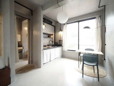 Gehäuse In Nha Be, Vietnam  Gehäuse In Nha Be, Vietnam