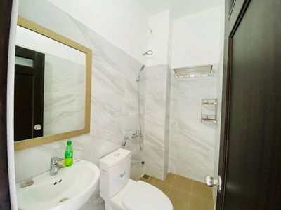 The Head, Vietnam The Head, Vietnam