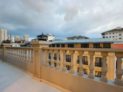 Gehäuse In Nha Be, Vietnam  Gehäuse In Nha Be, Vietnam