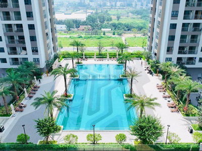 SaiGon Riverside, Vietnam  SaiGon Riverside, Vietnam