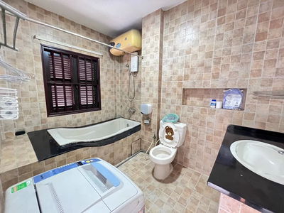 Housing in Ho Chi Minh City, Vietnam  Housing in Ho Chi Minh City, Vietnam