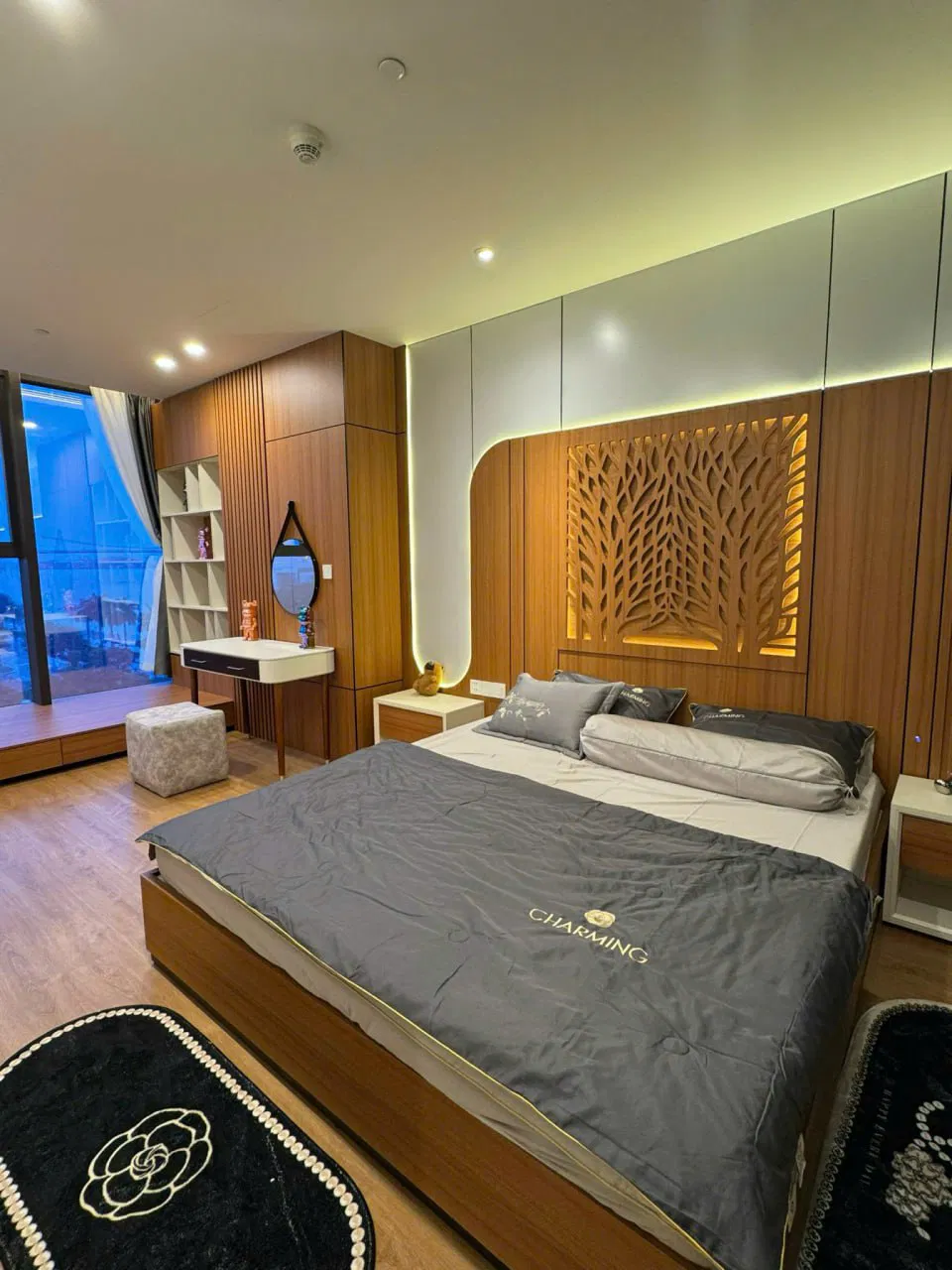 Sam Tower, Vietnam Sam Tower, Vietnam