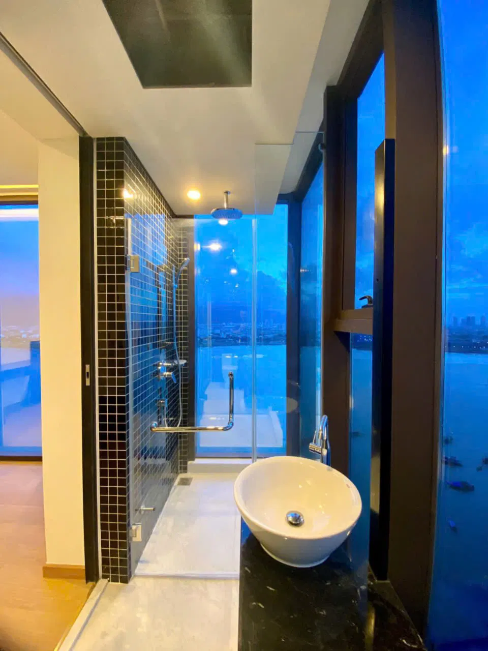 Sam Tower, Vietnam Sam Tower, Vietnam