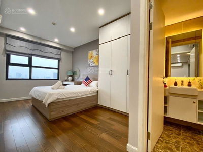 Hoang Minh Giam Street, Vietnam Hoang Minh Giam Street, Vietnam