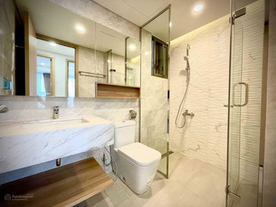 The Peak, Vietnam The Peak, Vietnam