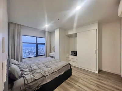 Monarchy apartment building, Vietnam Monarchy apartment building, Vietnam