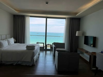 A la Carte building, Vietnam A la Carte building, Vietnam