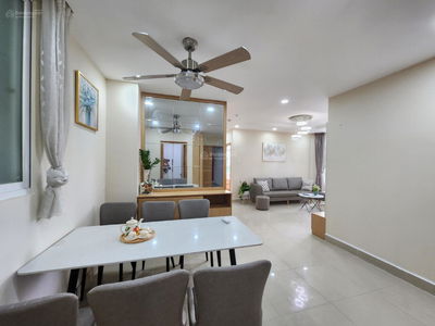 Him Lam Cho Lon, Vietnam Him Lam Cho Lon, Vietnam