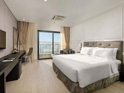 Golden Luxurious, Vietnam  Golden Luxurious, Vietnam