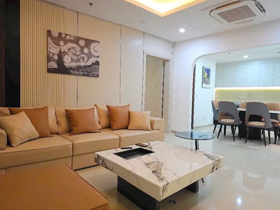 Blooming Tower, Vietnam  Blooming Tower, Vietnam