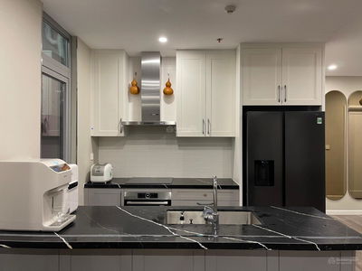 The Golden Palm Le Van Luong, Vietnam The Golden Palm Le Van Luong, Vietnam