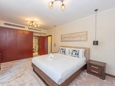 Жилье в Dubai, United Arab Emirates  Жилье в Dubai, United Arab Emirates