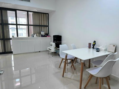 Sunrise City, Vietnam Sunrise City, Vietnam