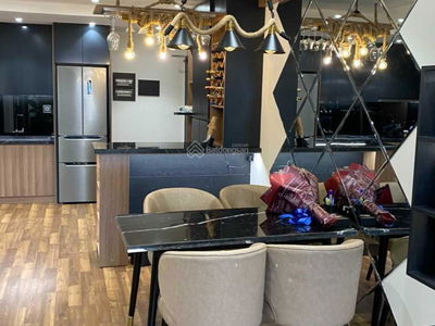 Sunrise City, Vietnam Sunrise City, Vietnam