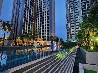 Of The Sun, Vietnam Of The Sun, Vietnam