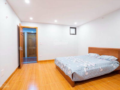 Khuc Thua Du Street, Vietnam Khuc Thua Du Street, Vietnam