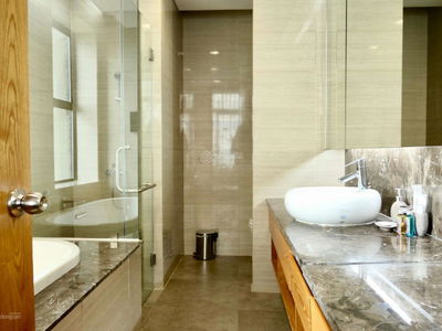 Dolphin Plaza, Vietnam Dolphin Plaza, Vietnam