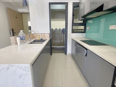 Topaz Twins Project, Vietnam Topaz Twins Project, Vietnam