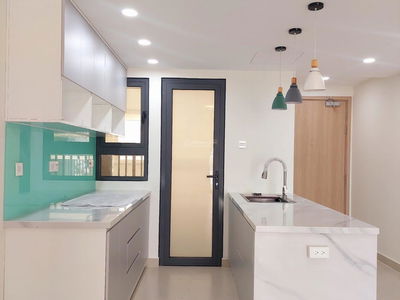 Topaz Twins Project, Vietnam  Topaz Twins Project, Vietnam