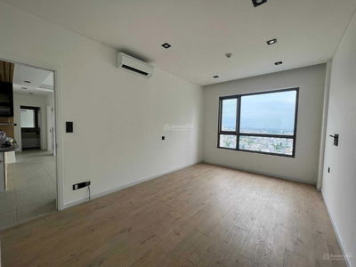 Diamond Island, Vietnam Diamond Island, Vietnam