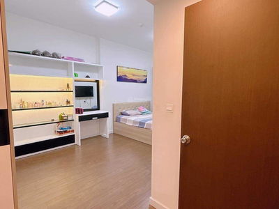 Sunrise Riverside, Vietnam Sunrise Riverside, Vietnam