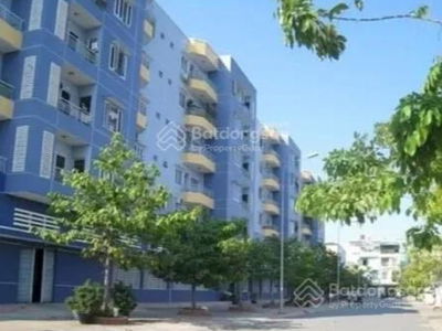 Ba To Street, Vietnam  Ba To Street, Vietnam