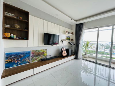 Sunrise City, Vietnam Sunrise City, Vietnam