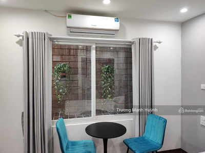 Nguyen Co Thach Street, Vietnam Nguyen Co Thach Street, Vietnam