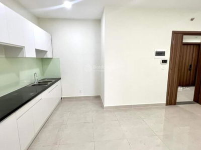 Topaz Elite, Vietnam Topaz Elite, Vietnam