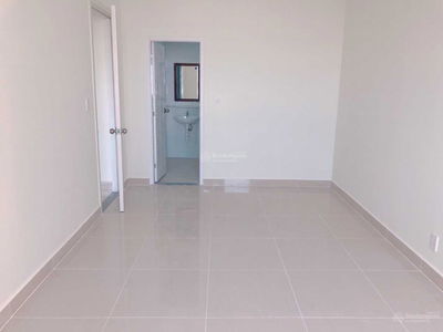 Topaz Elite, Vietnam Topaz Elite, Vietnam