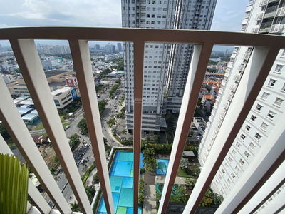 Sunrise City, Vietnam  Sunrise City, Vietnam