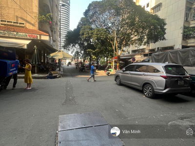 Ngo Tat To Street, Vietnam Ngo Tat To Street, Vietnam