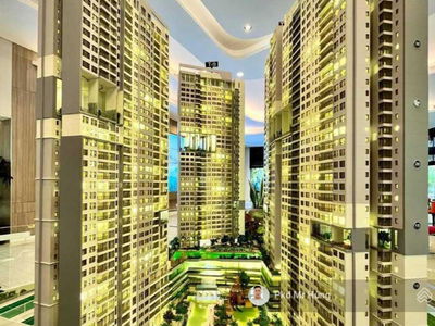 The Infiniti Riviera Point