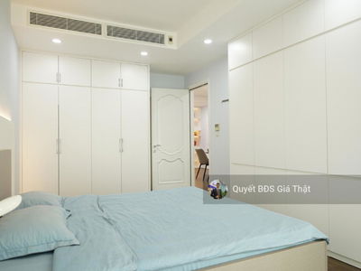 Gold Tower, Vietnam Gold Tower, Vietnam