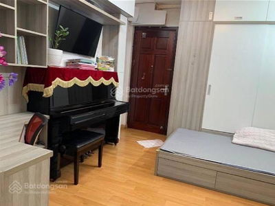 Le Quy Don Street, Vietnam Le Quy Don Street, Vietnam