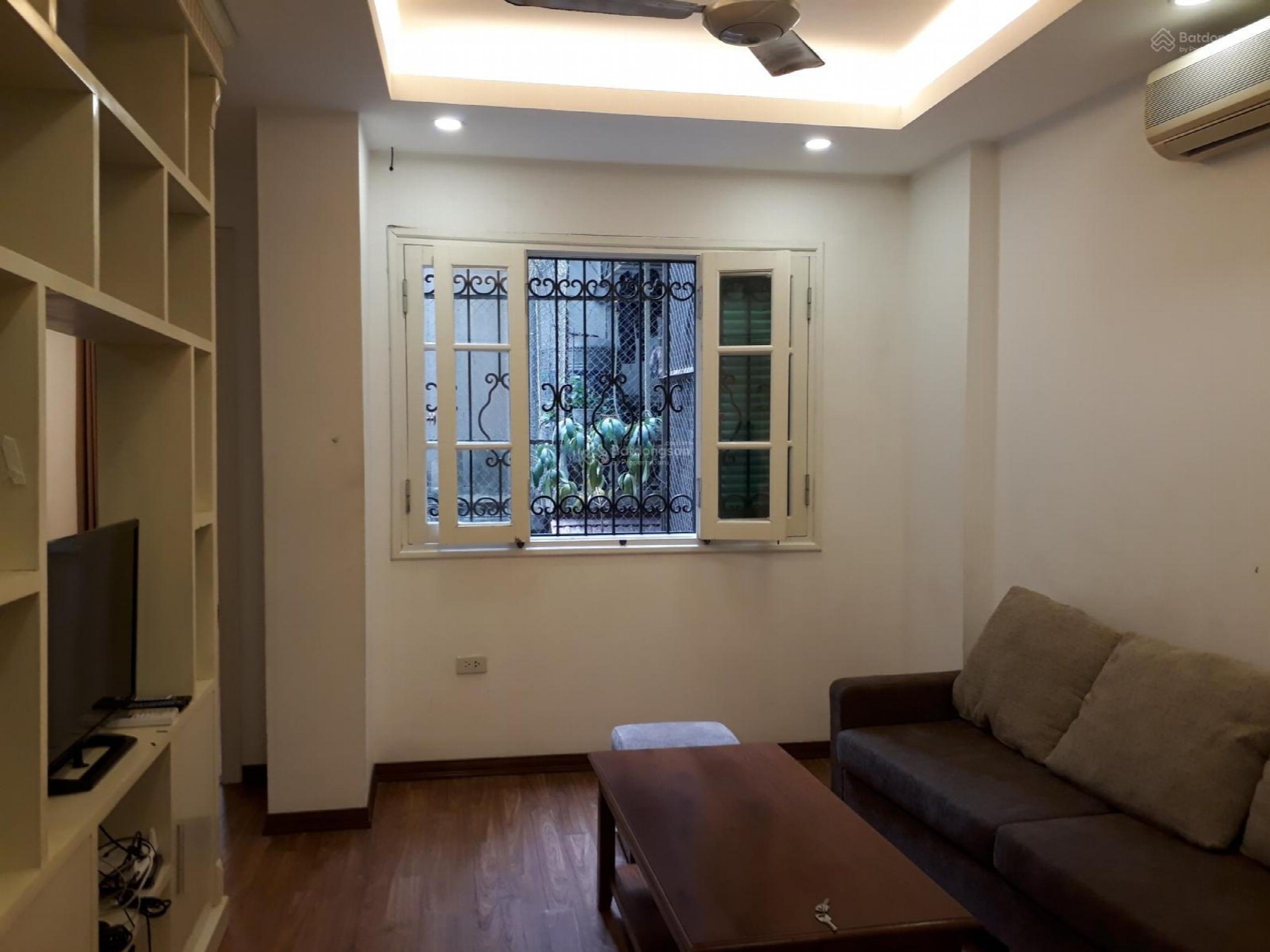 Quan Thanh Street, Vietnam Quan Thanh Street, Vietnam