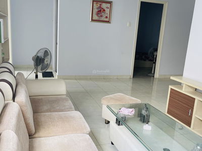 Le Thi Rieng Street, Vietnam Le Thi Rieng Street, Vietnam