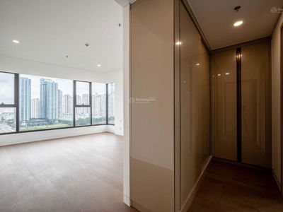 The River Thu Thiem, Vietnam The River Thu Thiem, Vietnam