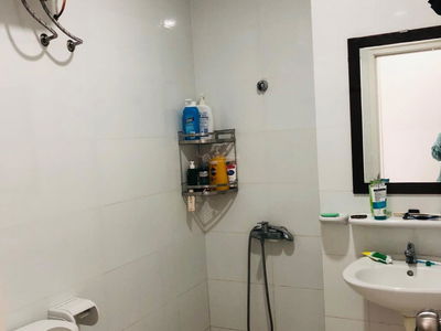 Topaz Elite, Vietnam Topaz Elite, Vietnam