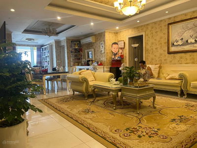 Hoang Dao Thuy Street Hoang Dao Thuy Street