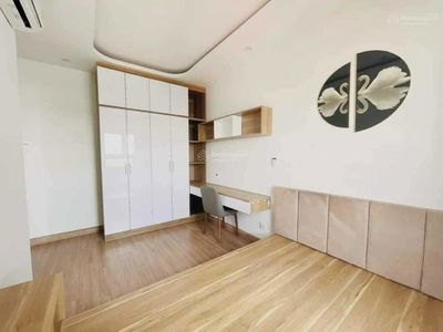 Topaz Twins Project, Vietnam  Topaz Twins Project, Vietnam