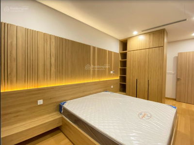 Golden Palace, Vietnam Golden Palace, Vietnam