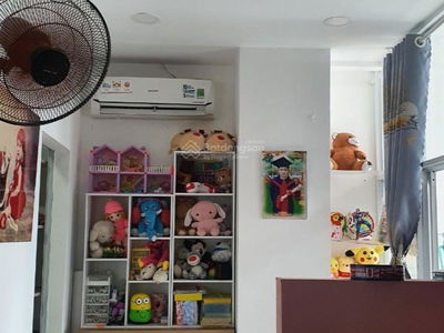 Him Lam Nam Khanh, Vietnam Him Lam Nam Khanh, Vietnam