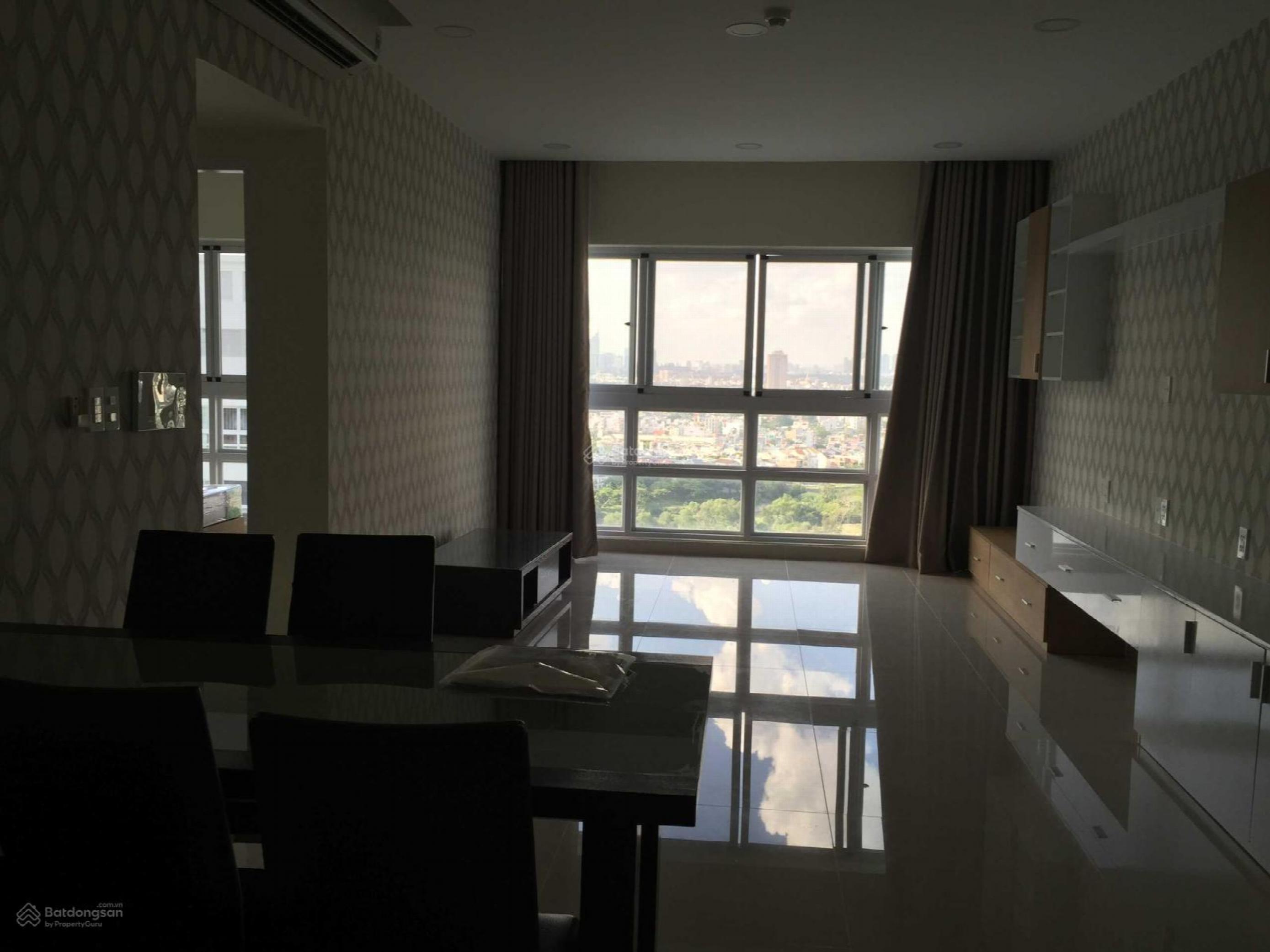 Happy Valley, Vietnam Happy Valley, Vietnam