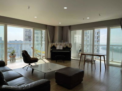 Diamond Island, Vietnam Diamond Island, Vietnam