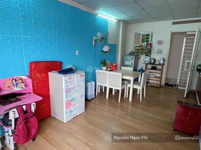 Pham Van Dong Street, Vietnam Pham Van Dong Street, Vietnam