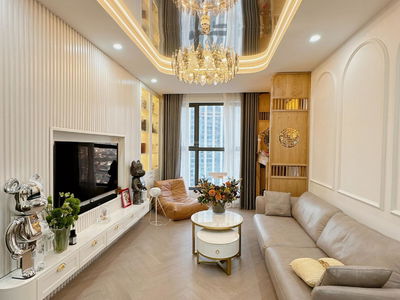 The Golden Palm Le Van Luong, Vietnam The Golden Palm Le Van Luong, Vietnam