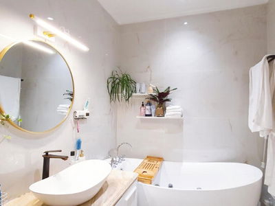 C3 Le Van Luong (Golden Palace), Vietnam C3 Le Van Luong (Golden Palace), Vietnam